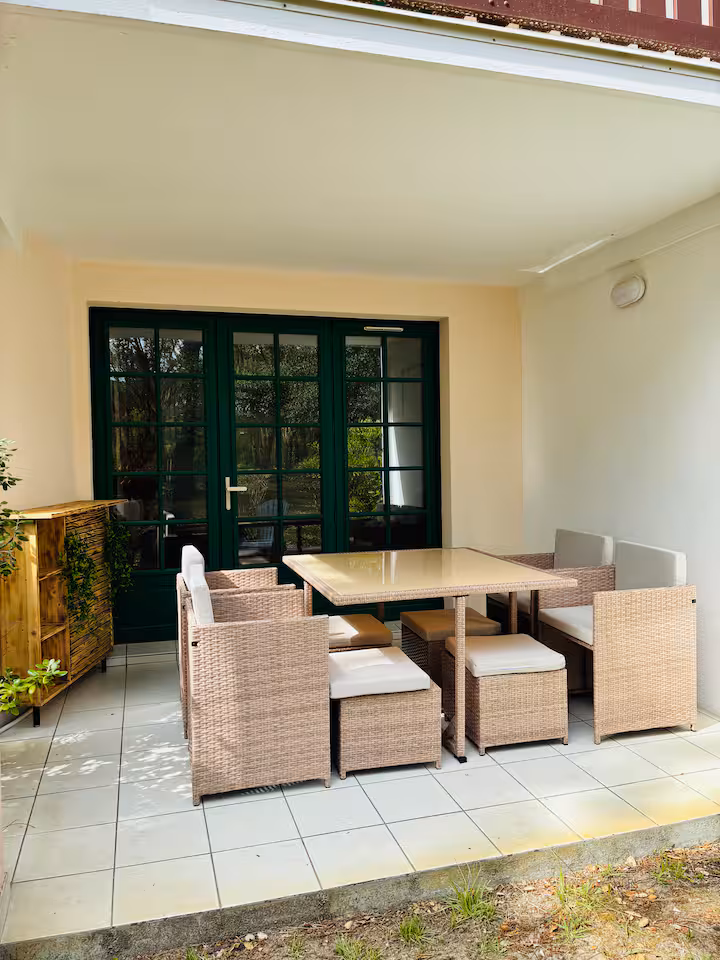 Appartement cosy-Piscine-Plage-Parking-Golf