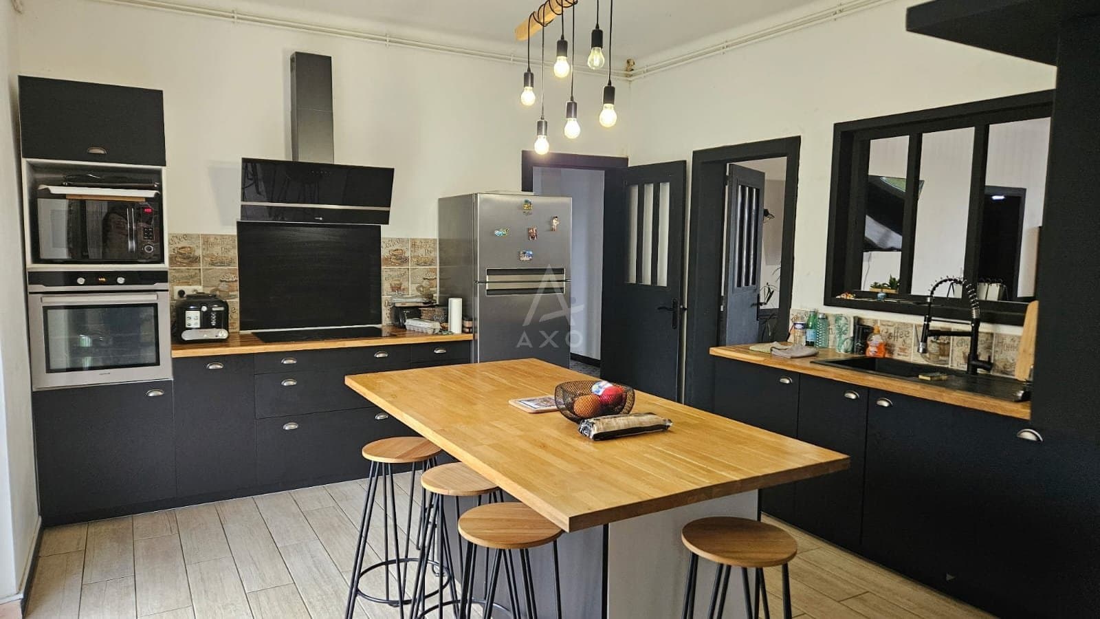 Maison 275m2 avec 1ha de terrain et piscine